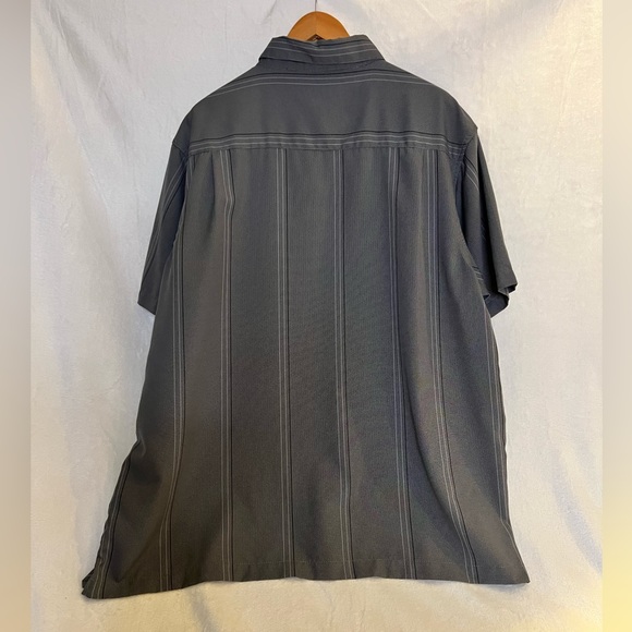 Mens XXL Haggar Black & White Pinstripe Button Down Shirt - Picture 2 of 5